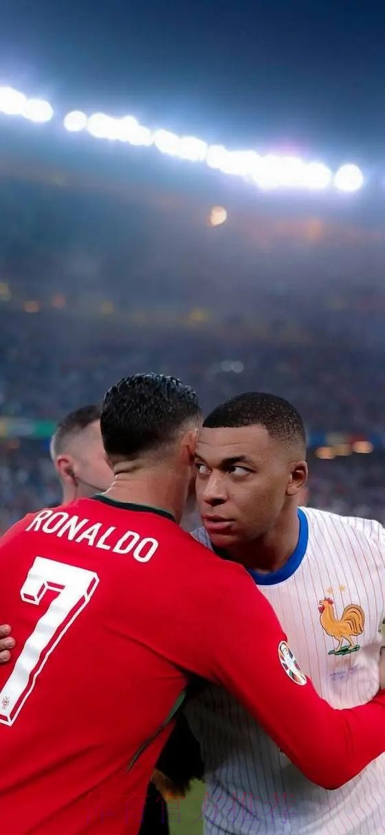 TA:姆巴佩性格与C罗不同 他没展现出任何的傲慢